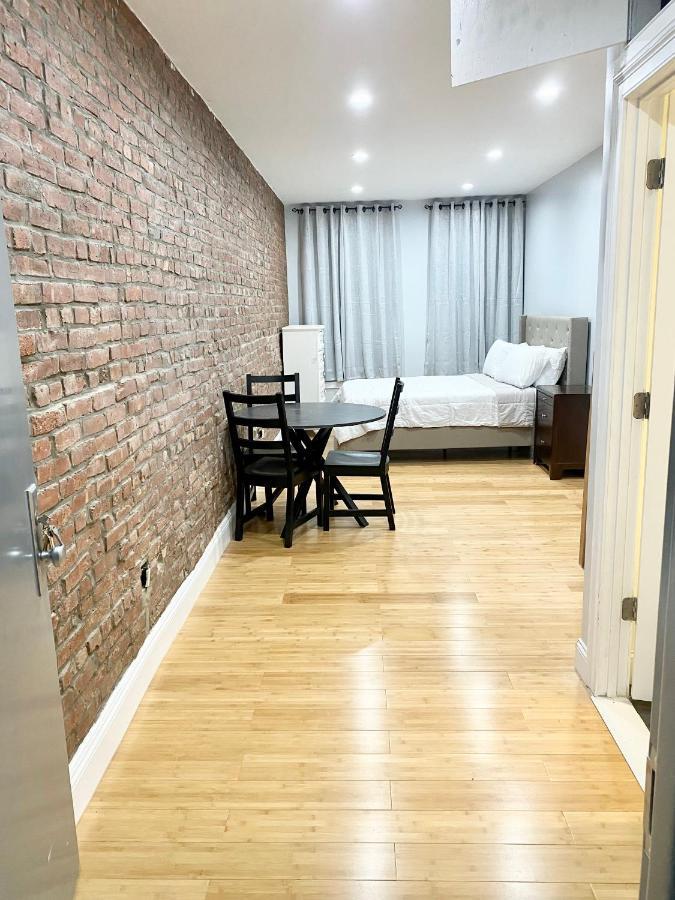 Studio Apartment #2 New York Buitenkant foto